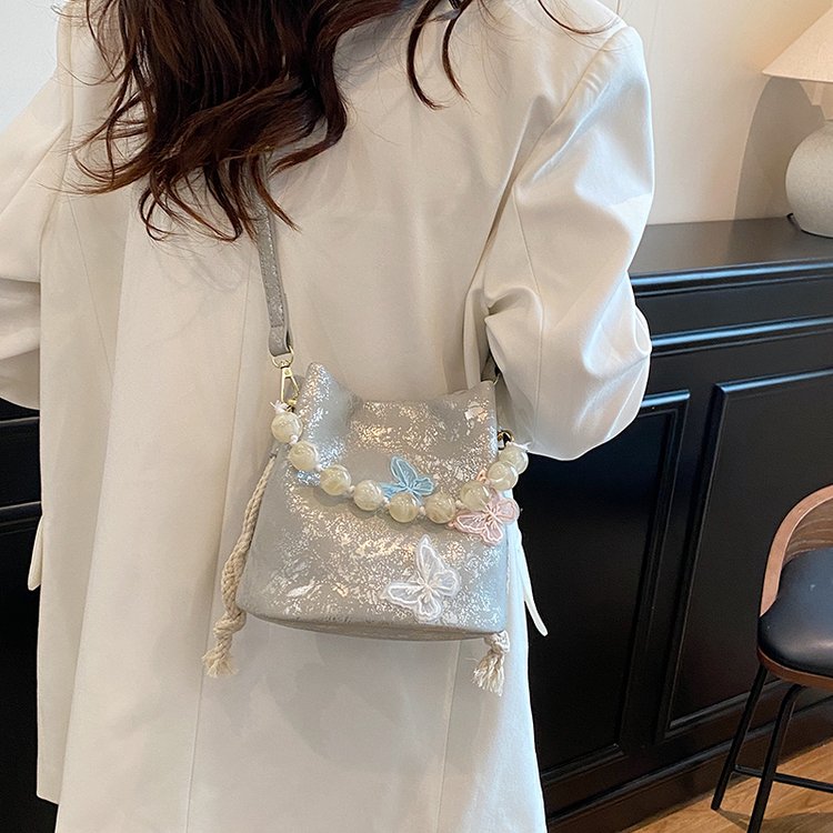 Velvet Bucket Bag with Bow Magnetic Closure 2025 Summer - Image 3